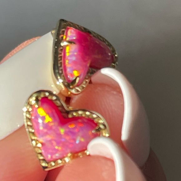 Kendra Scott Pink kyocera opal ari earrings - Picture 6 of 6